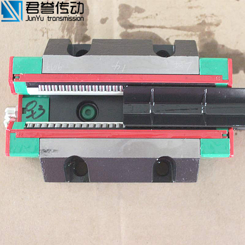 上銀絲桿滾柱滑塊、RGW30HC